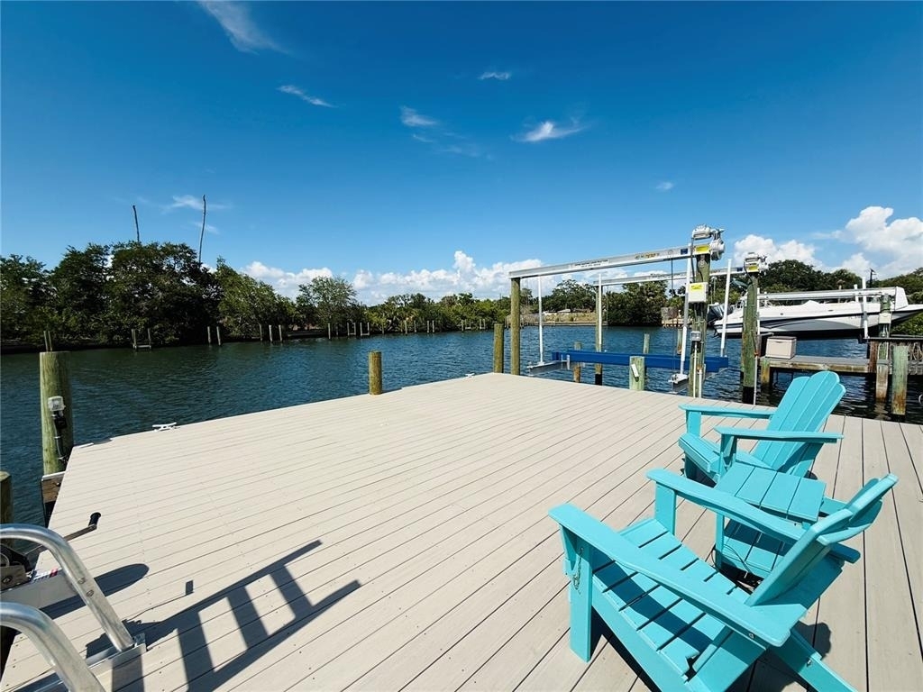 4851 W Gandy Boulevard - Photo 42