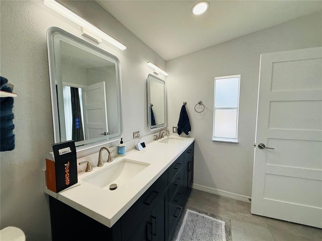 4851 W Gandy Boulevard - Photo 18