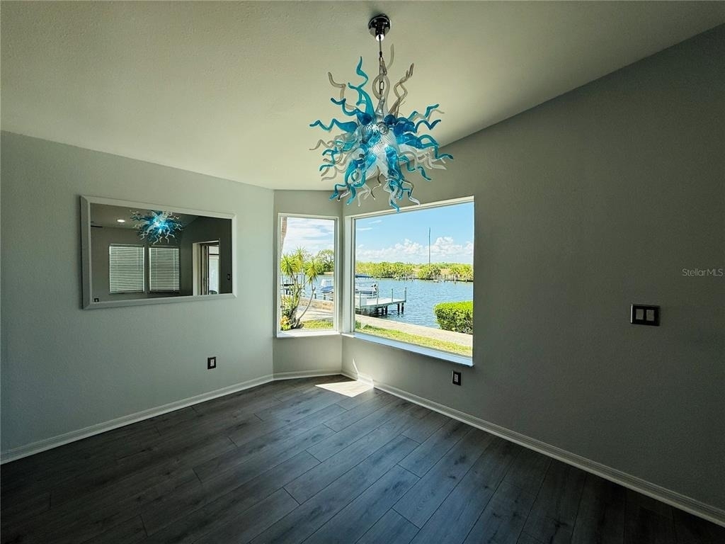 4851 W Gandy Boulevard - Photo 10