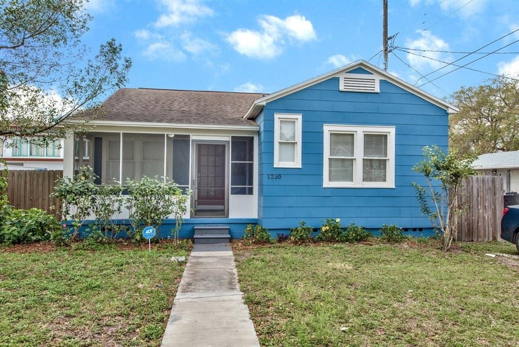 1230 27th Street N - Photo 1