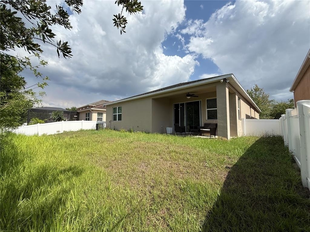 10638 Laguna Plains Drive - Photo 38