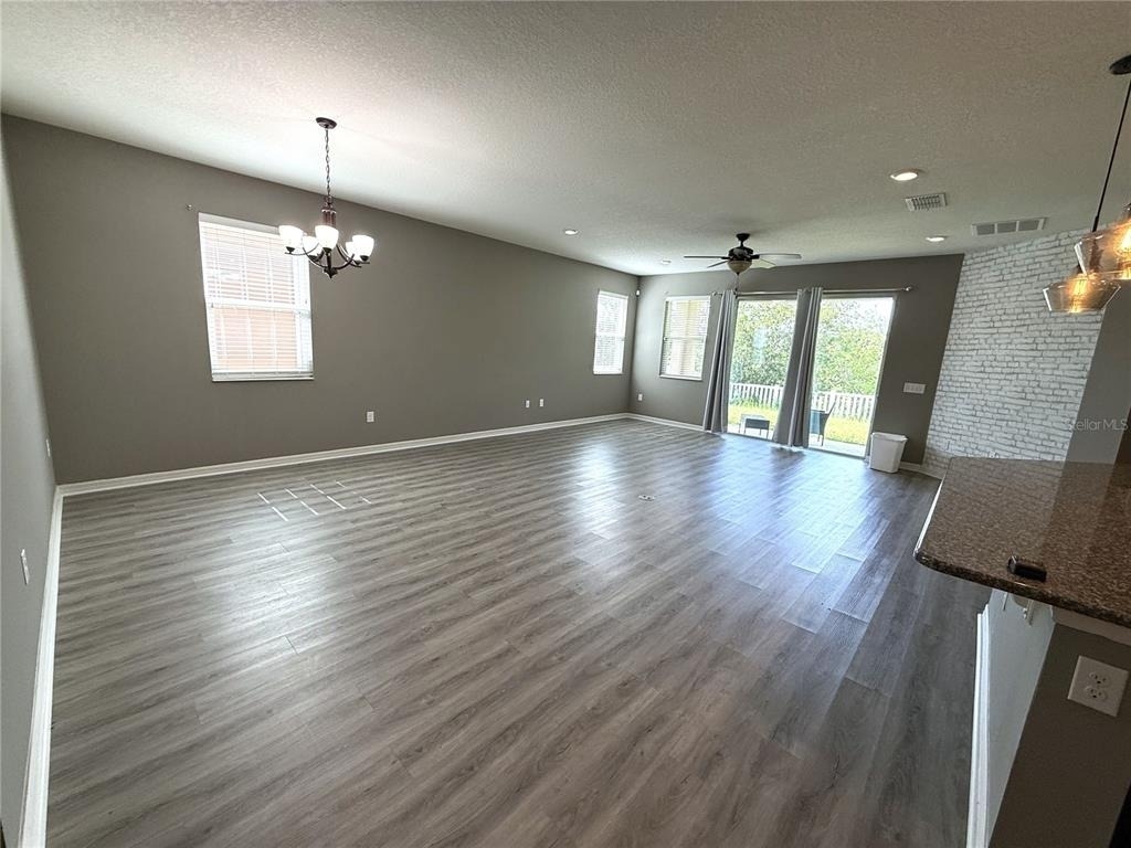 10638 Laguna Plains Drive - Photo 18