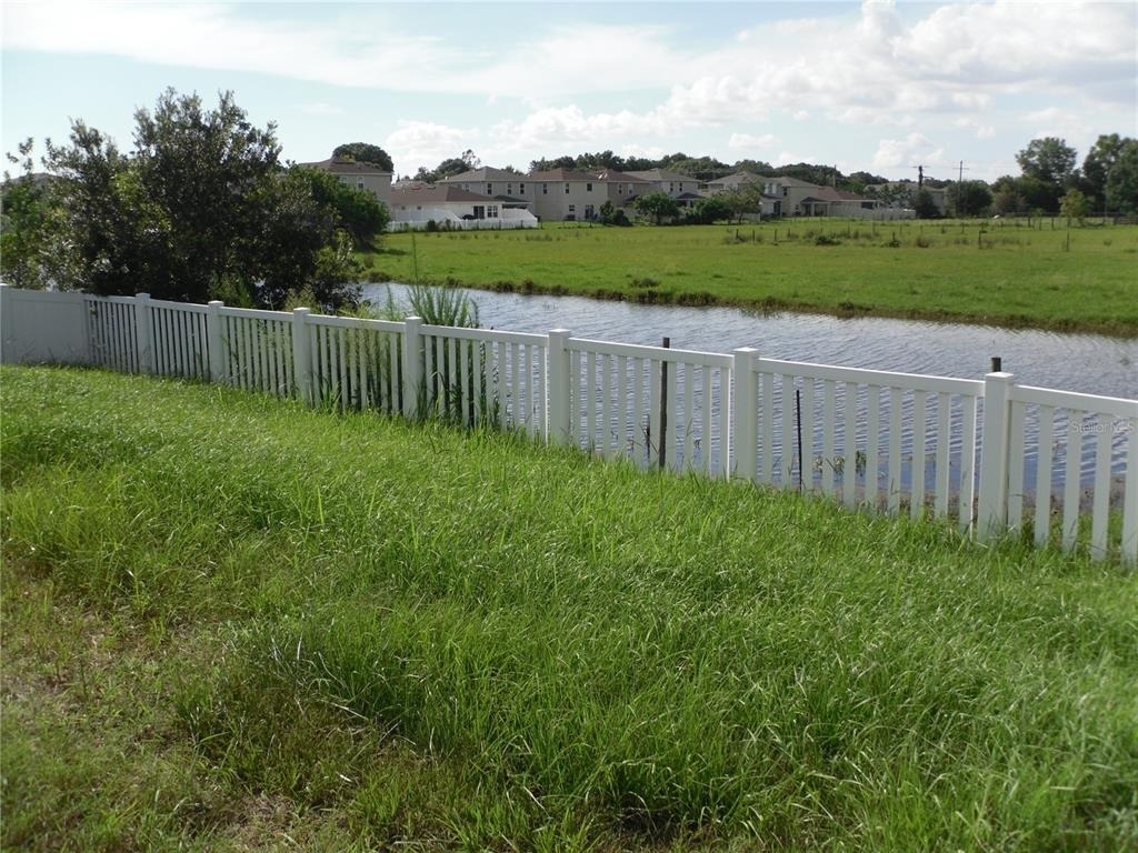 10638 Laguna Plains Drive - Photo 40