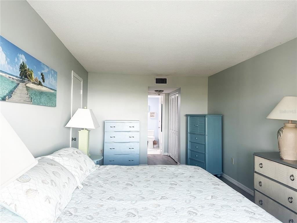 4725 Cove Circle - Photo 8