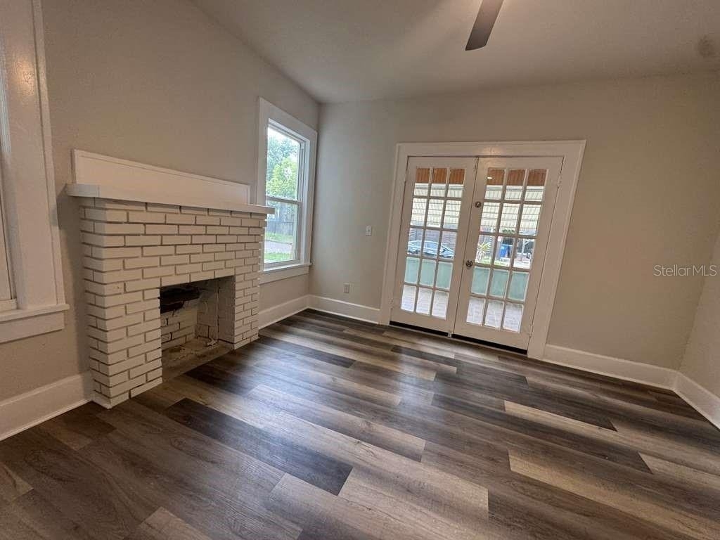 824 6th Street N - Photo 15