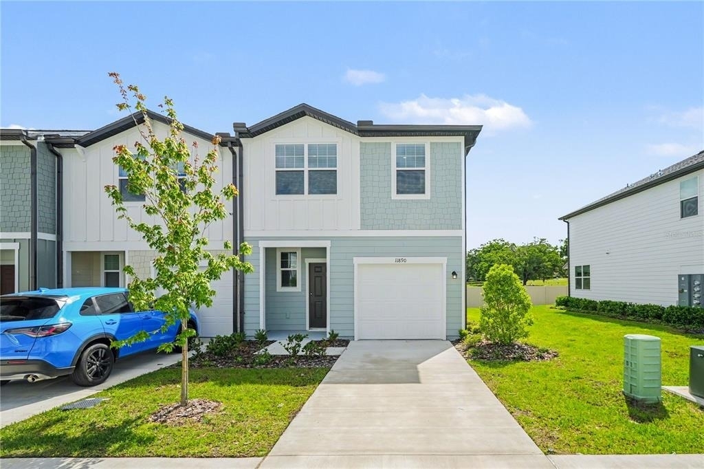 11890 Sylvia Street - Photo 0