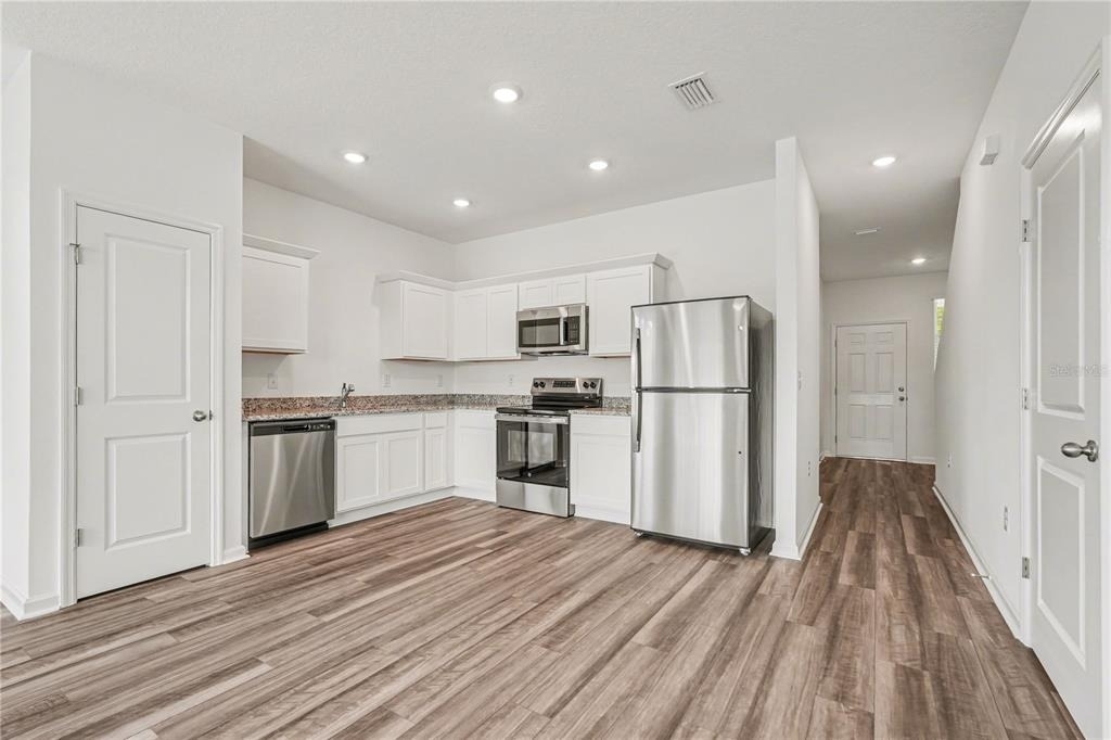 11890 Sylvia Street - Photo 5