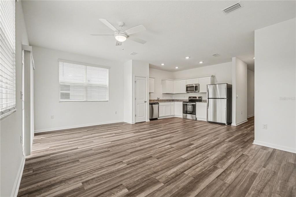 11890 Sylvia Street - Photo 9