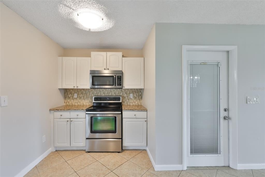 207 Islip Way - Photo 5