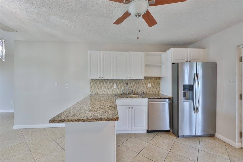 207 Islip Way - Photo 4