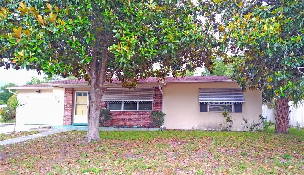 4514 Cynthia Lane - Photo 0