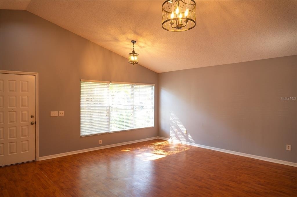 1851 Falling Star Lane - Photo 5
