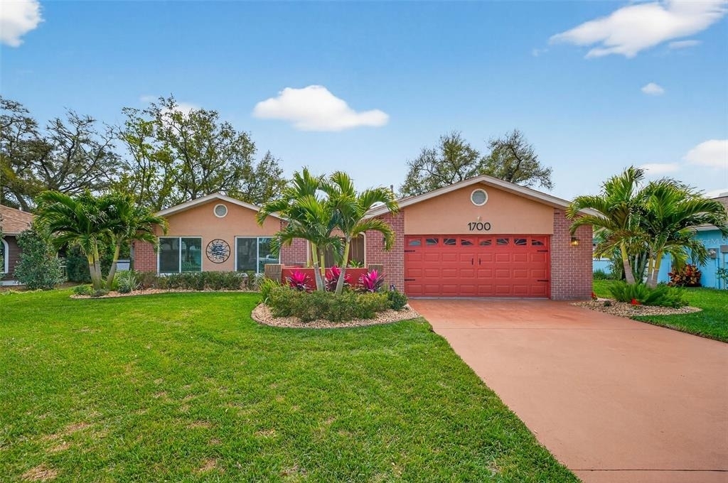 1700 Glen Lakes Boulevard N - Photo 5