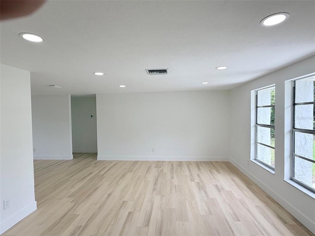 8512 Longboat Lane - Photo 1