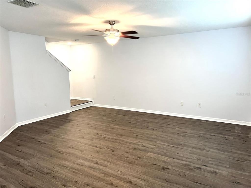 9741 Trumpet Vine Loop - Photo 9