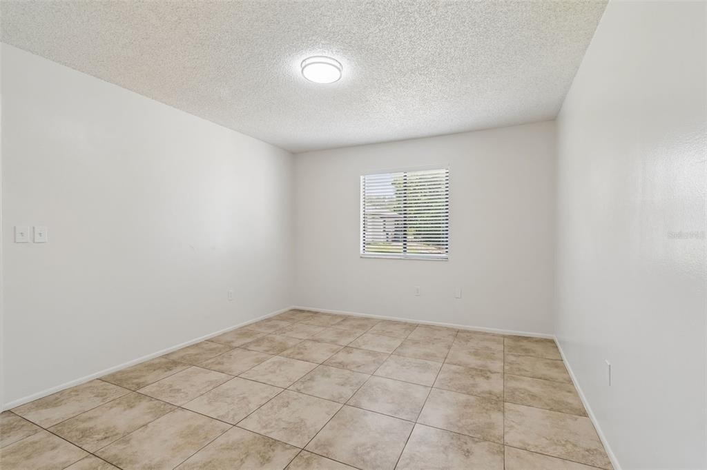 2945 Grovewood Boulevard - Photo 37