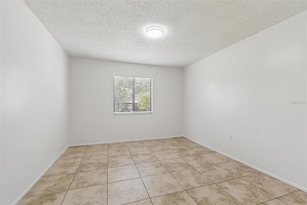 2945 Grovewood Boulevard - Photo 36