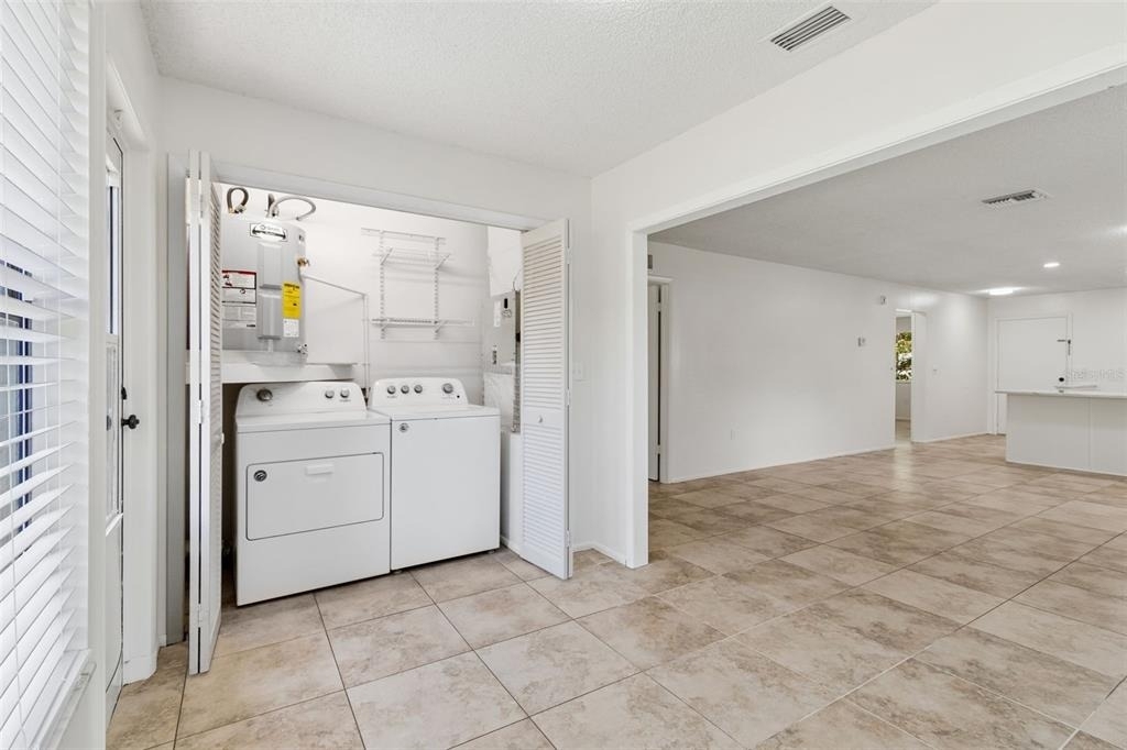 2945 Grovewood Boulevard - Photo 31