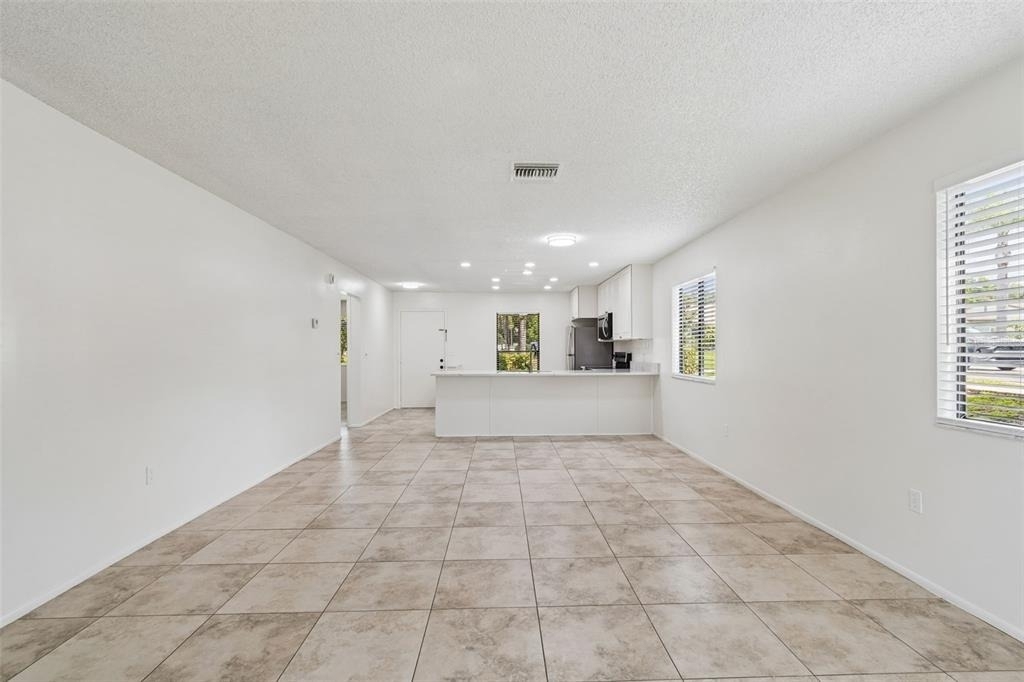 2945 Grovewood Boulevard - Photo 25