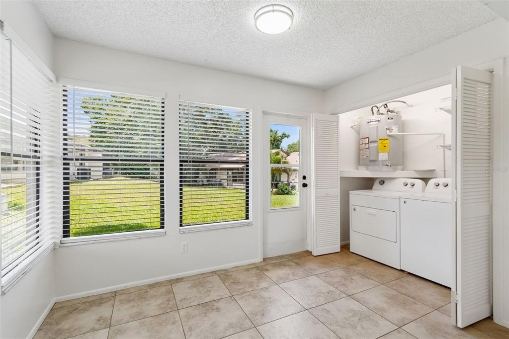 2945 Grovewood Boulevard - Photo 29