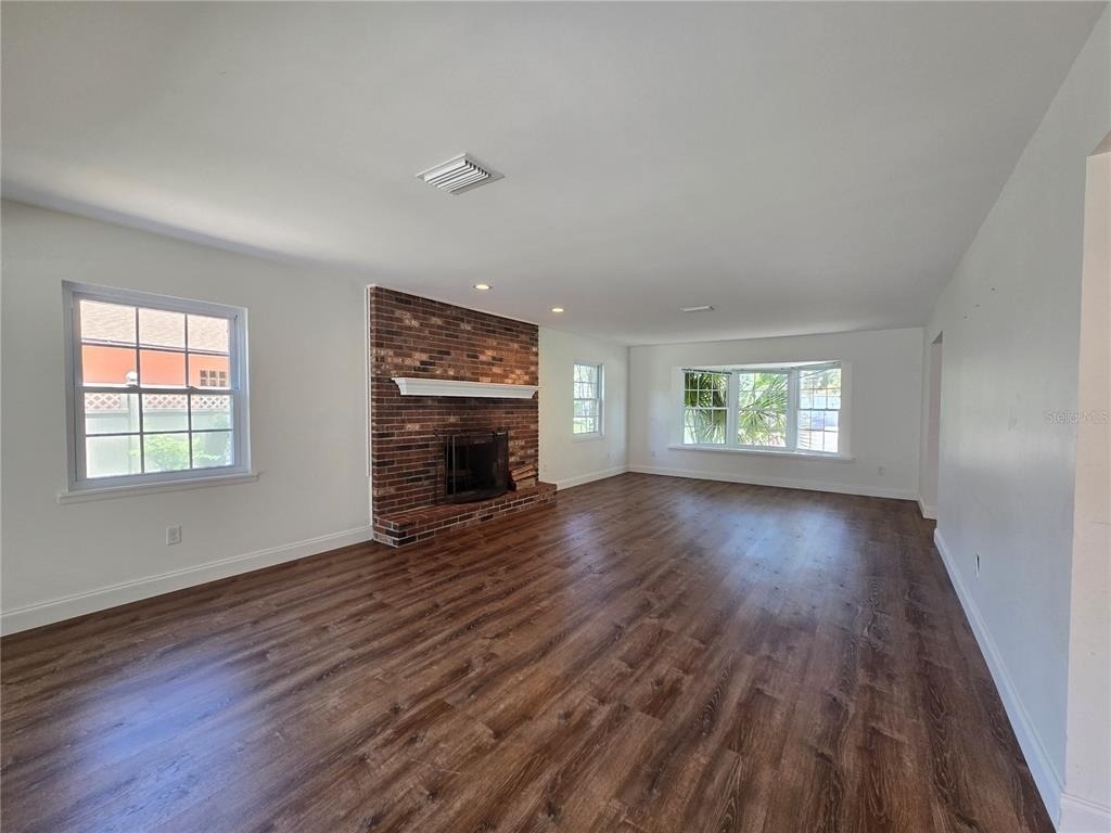 300 Cypress Creek Circle - Photo 6