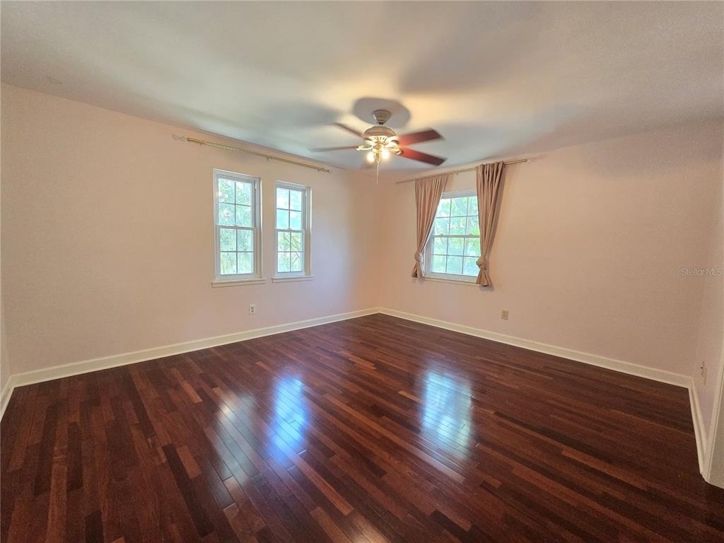 300 Cypress Creek Circle - Photo 15