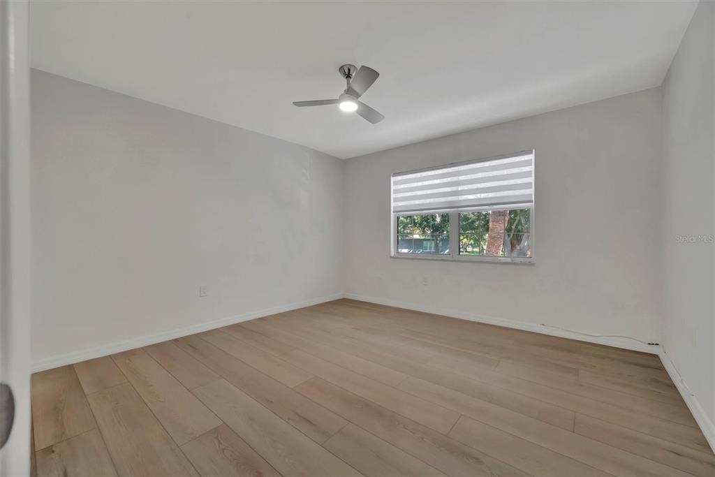 650 Pinellas Point Drive S - Photo 17