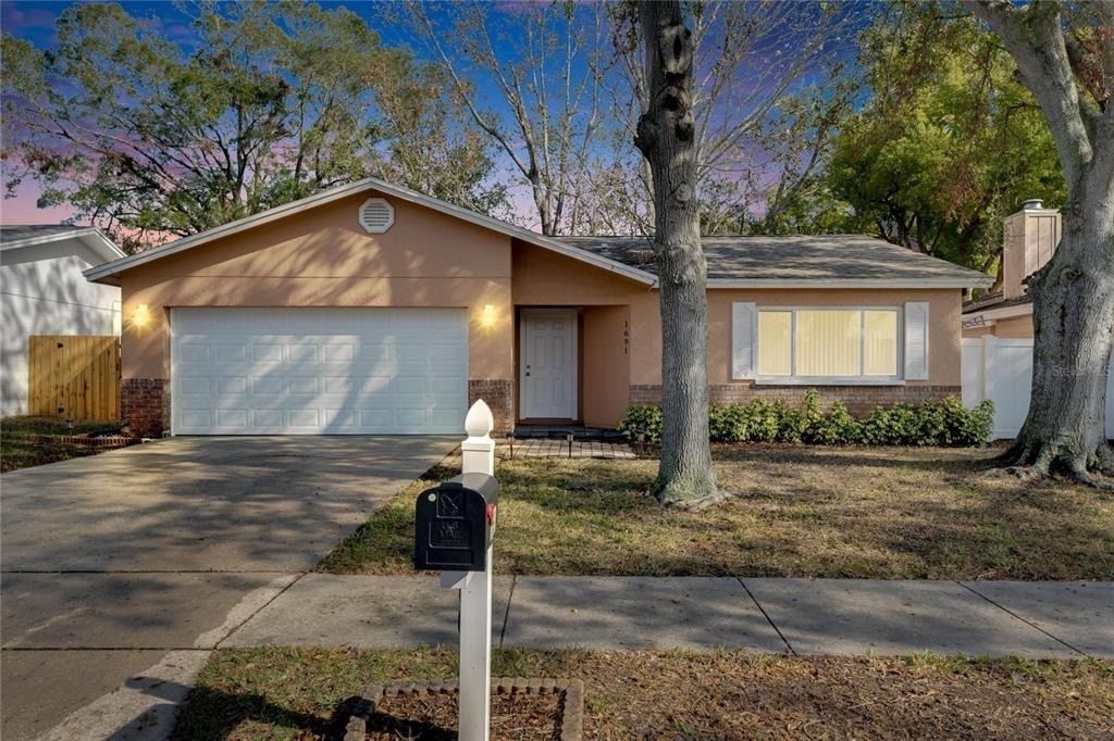 1691 E Orangecrest Avenue - Photo 0