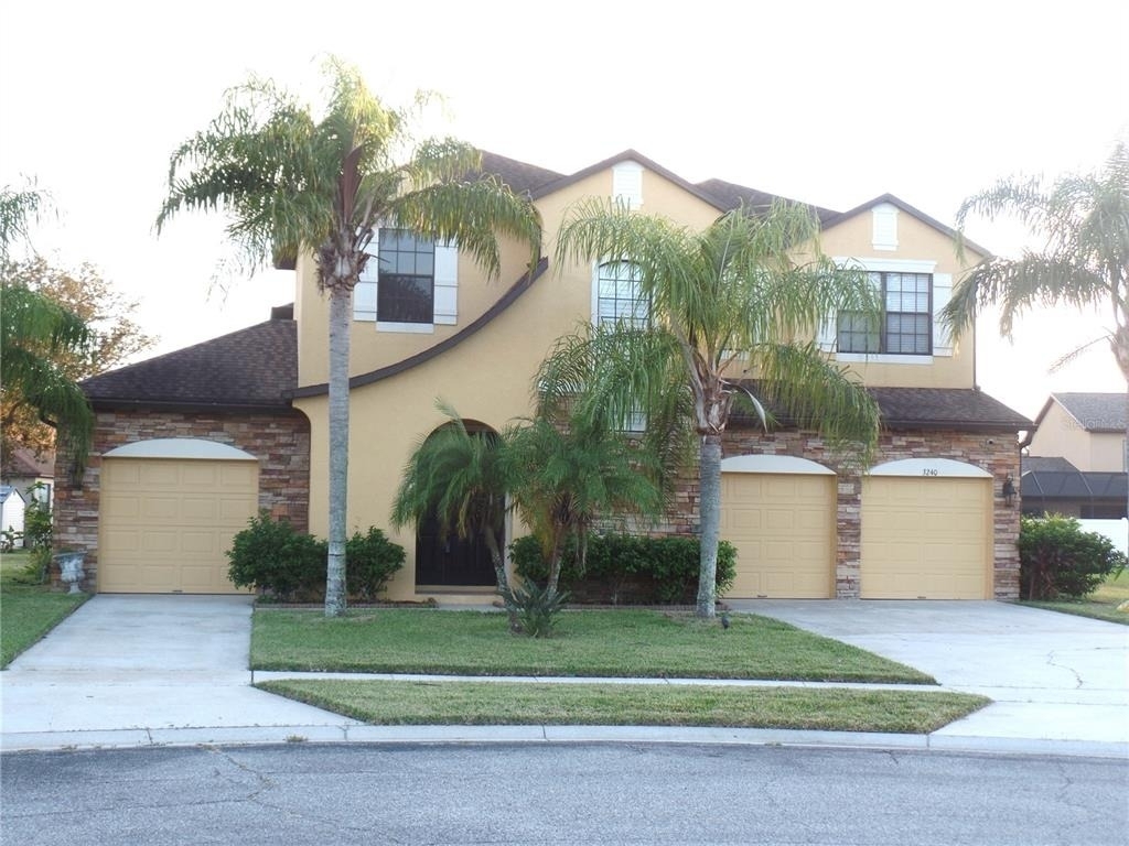 3240 Pineapple Isle Drive - Photo 0
