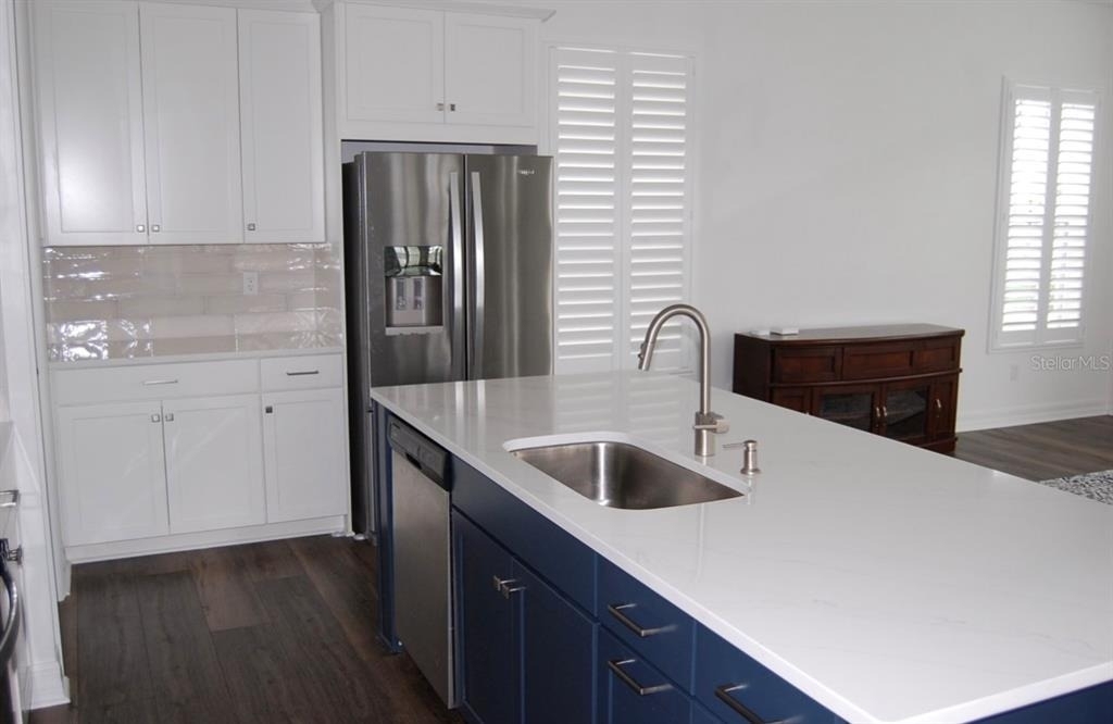 1827 Beach Ridge Road - Photo 2