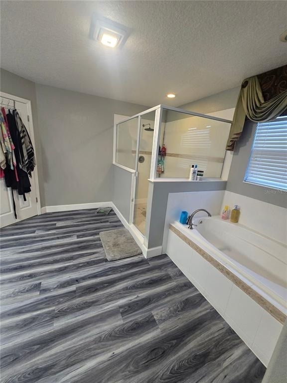 510 Brookeshire Drive - Photo 2