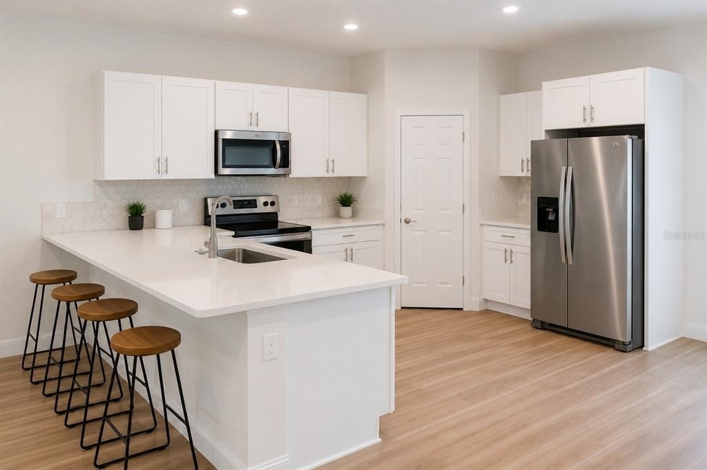 801 Jarnac Drive - Photo 4