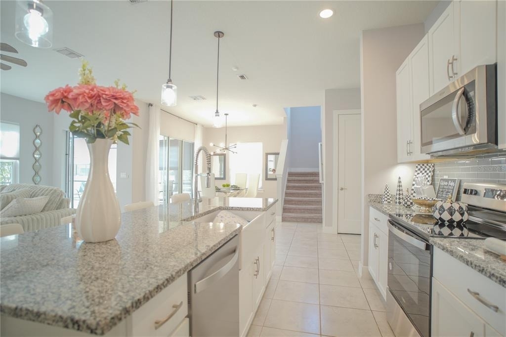 1211 Arisha Drive - Photo 3