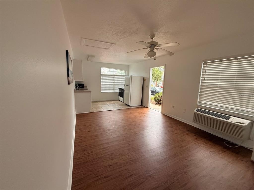 527 Caribbean Drive - Photo 3