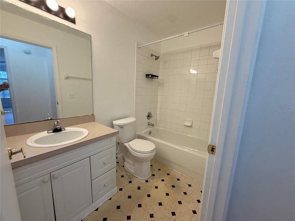 527 Caribbean Drive - Photo 5