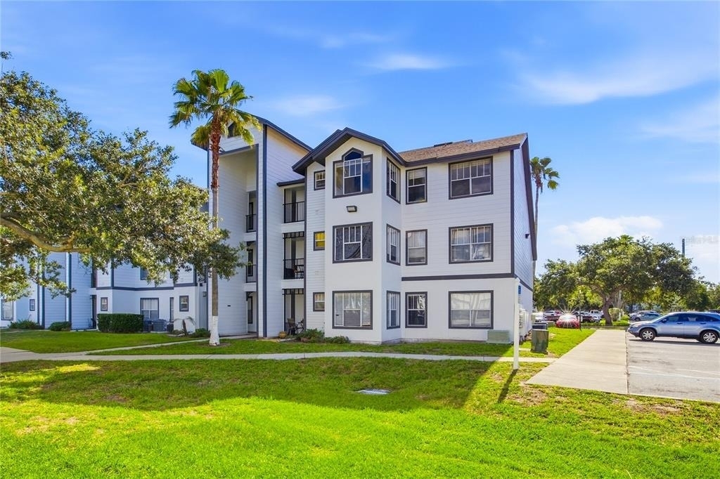 2207 Antigua Place - Photo 2