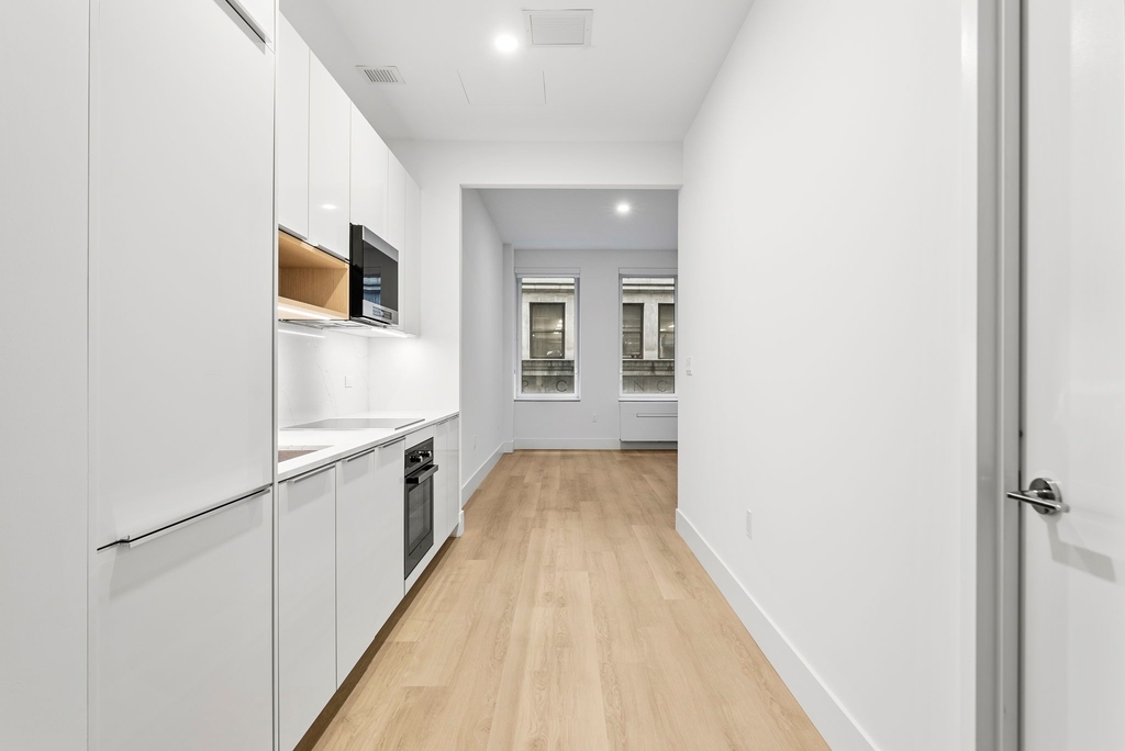 55 Broad Street - Photo 1