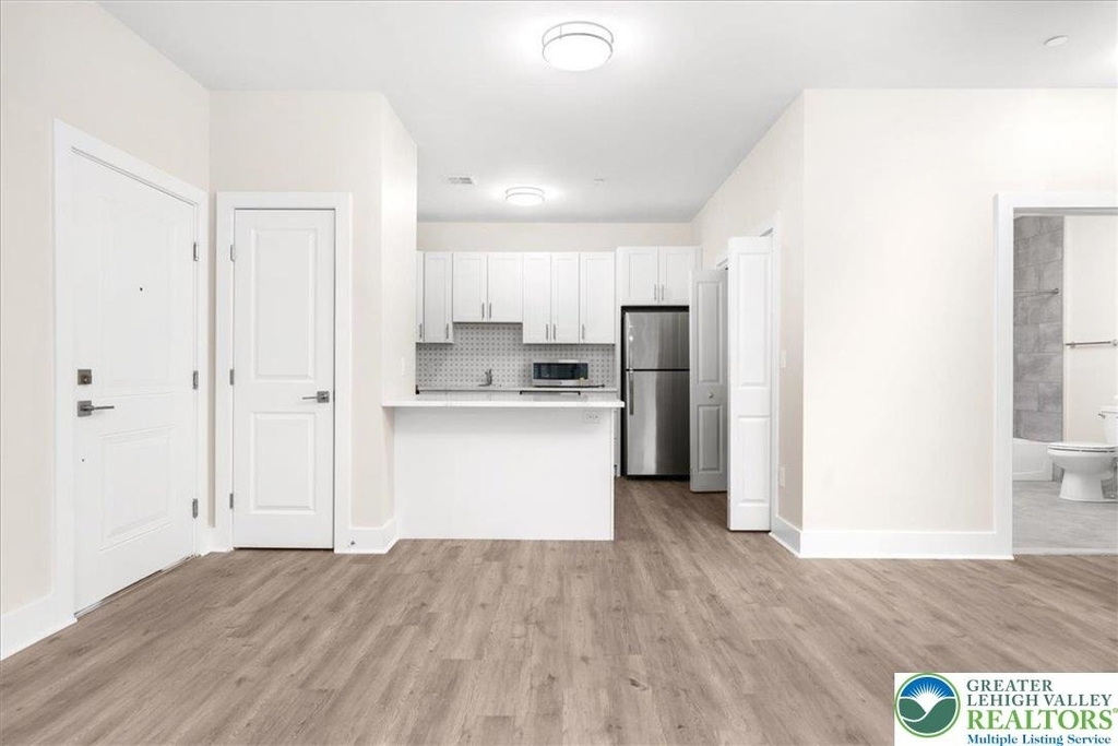 410 William Street - Photo 8
