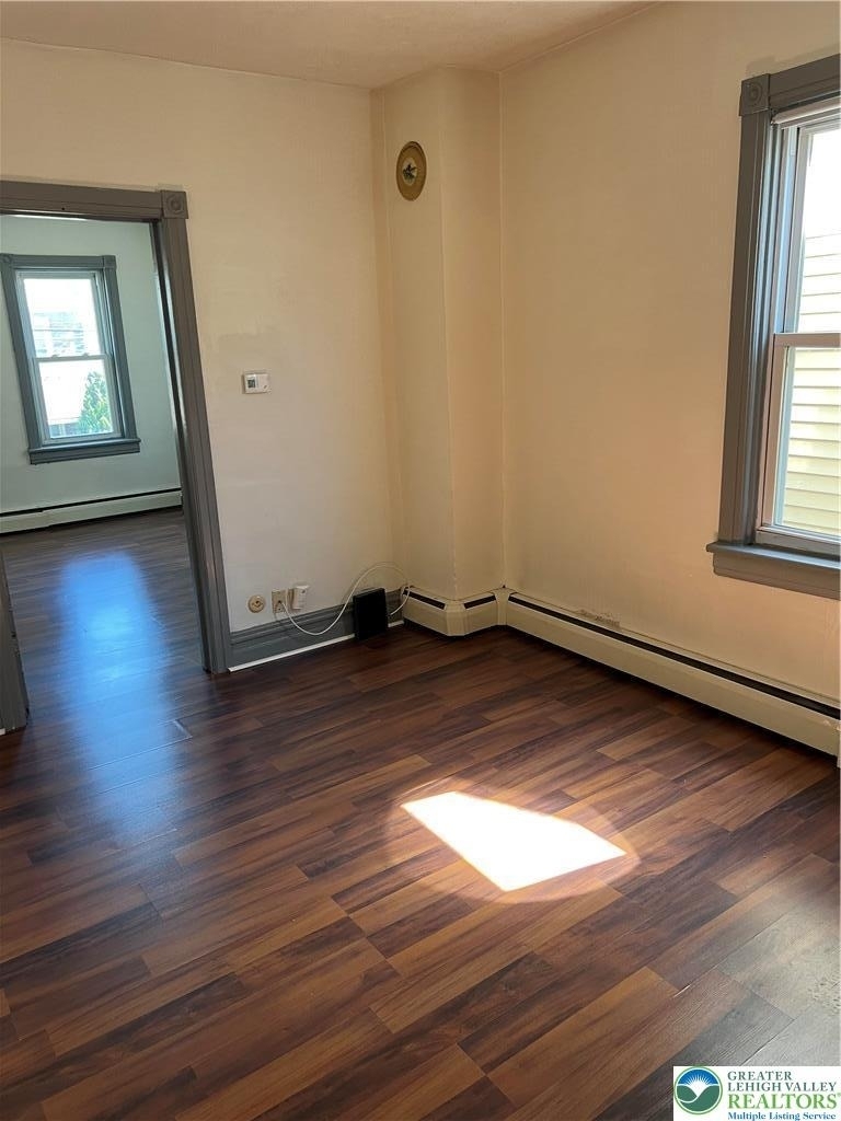 1690 Newport Avenue - Photo 5