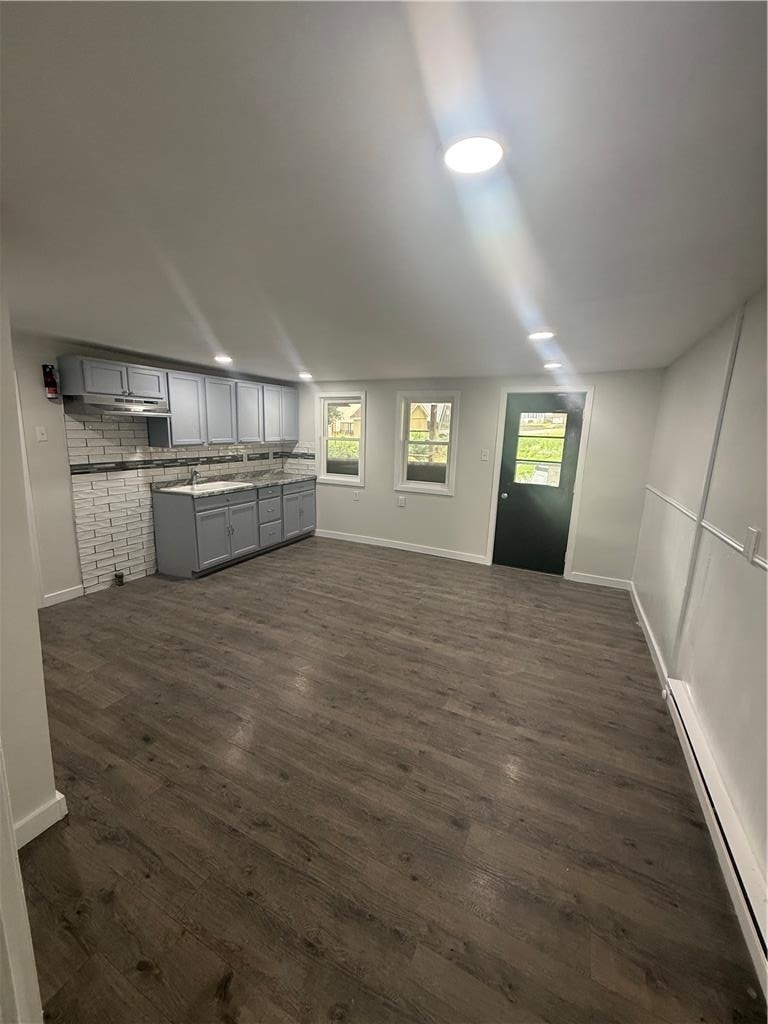 435 E Union Street - Photo 2