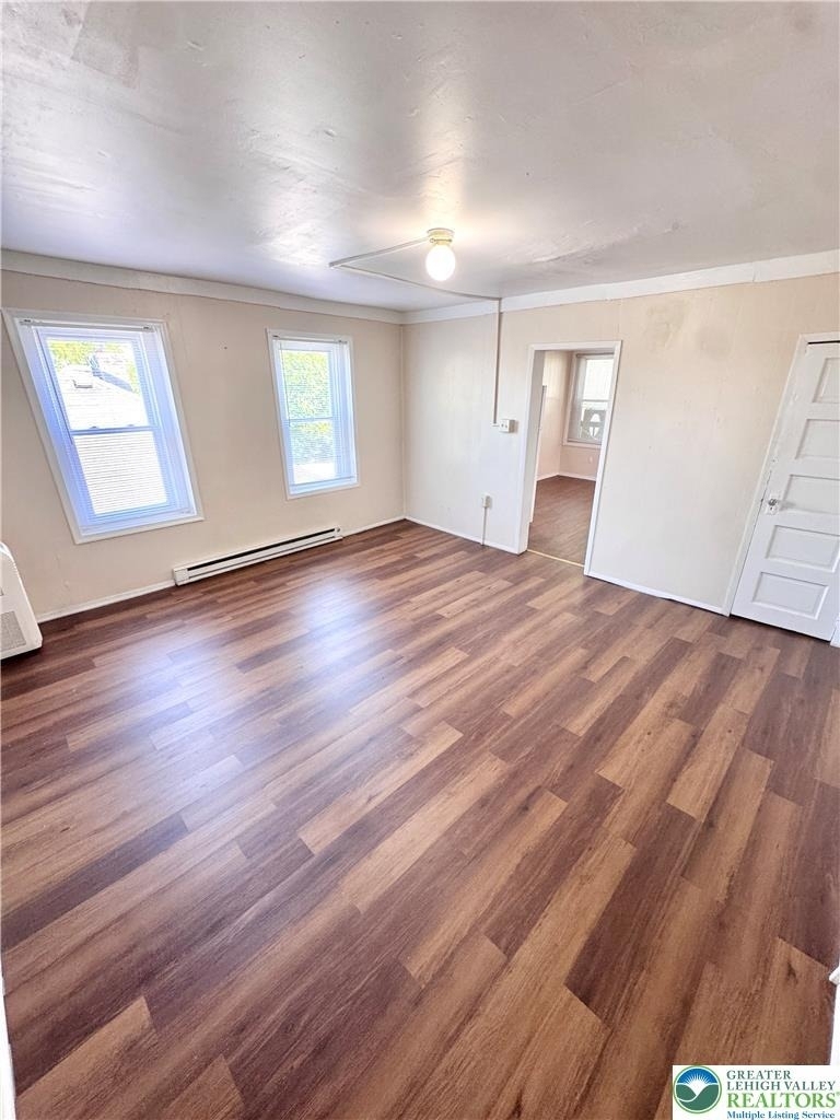 1348 E 6th - Photo 8
