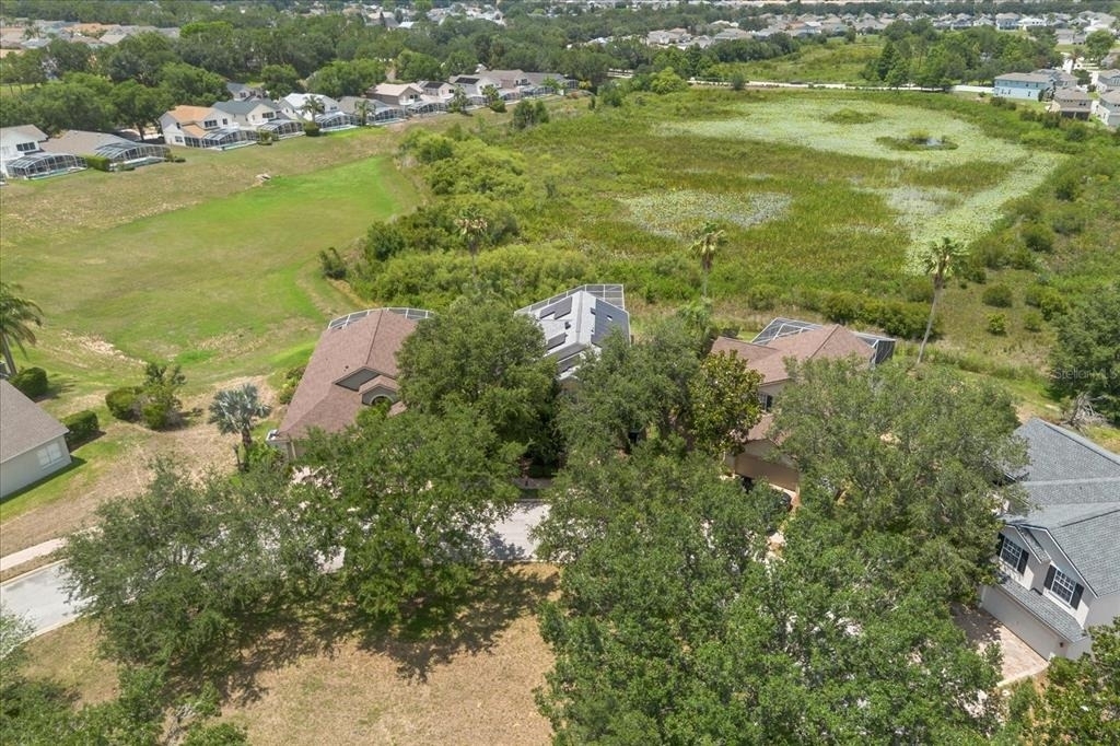526 Windsor Place - Photo 35