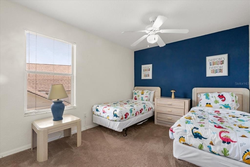 526 Windsor Place - Photo 13