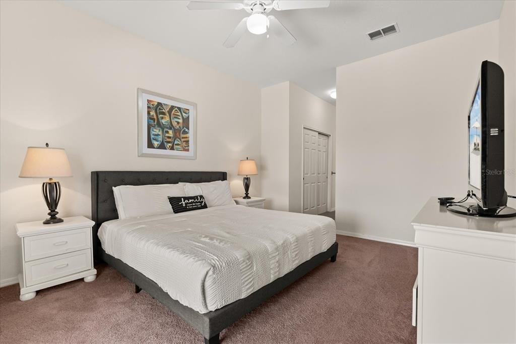 526 Windsor Place - Photo 25