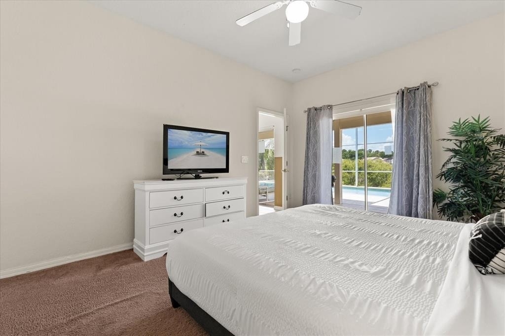 526 Windsor Place - Photo 26