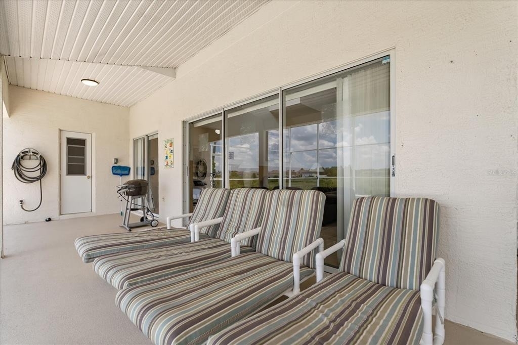 526 Windsor Place - Photo 30
