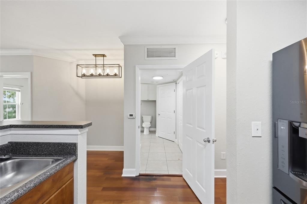 204 E South Street - Photo 10