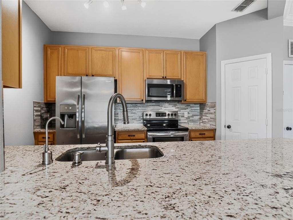 6166 Stevenson Drive - Photo 8