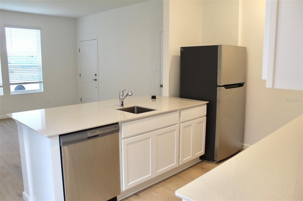 A-4359 Vibernum Avenue - Photo 4