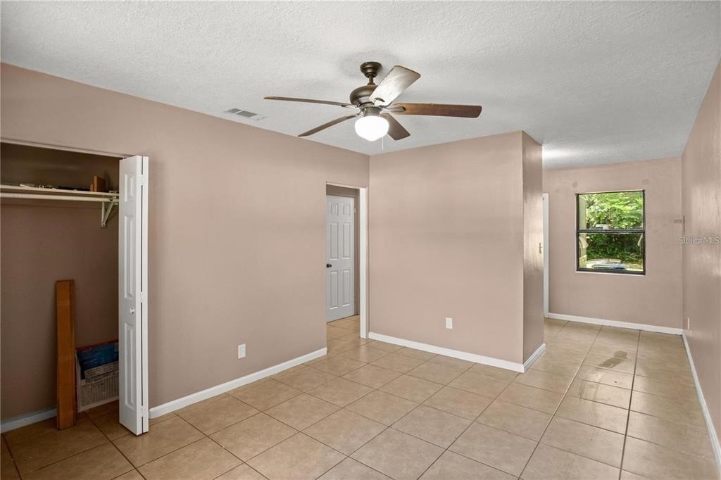 2152 Ne 3rd Street - Photo 2